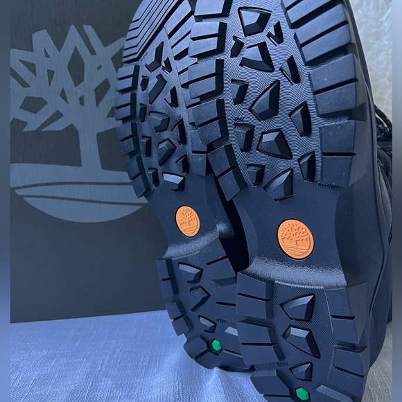 Timberland Woman's Jenness Falls Waterproof Insulated Snow Boots Black Size: 11 - Picture 3 of 9